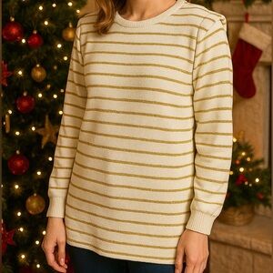 VINTAGE Courtney Rhodes M/L Ivory & Gold Metallic tunic lightweight Sweater